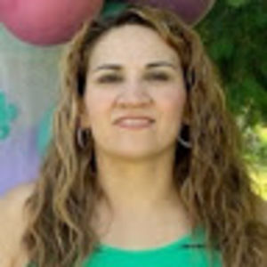 Meet your Posher, Esmeralda